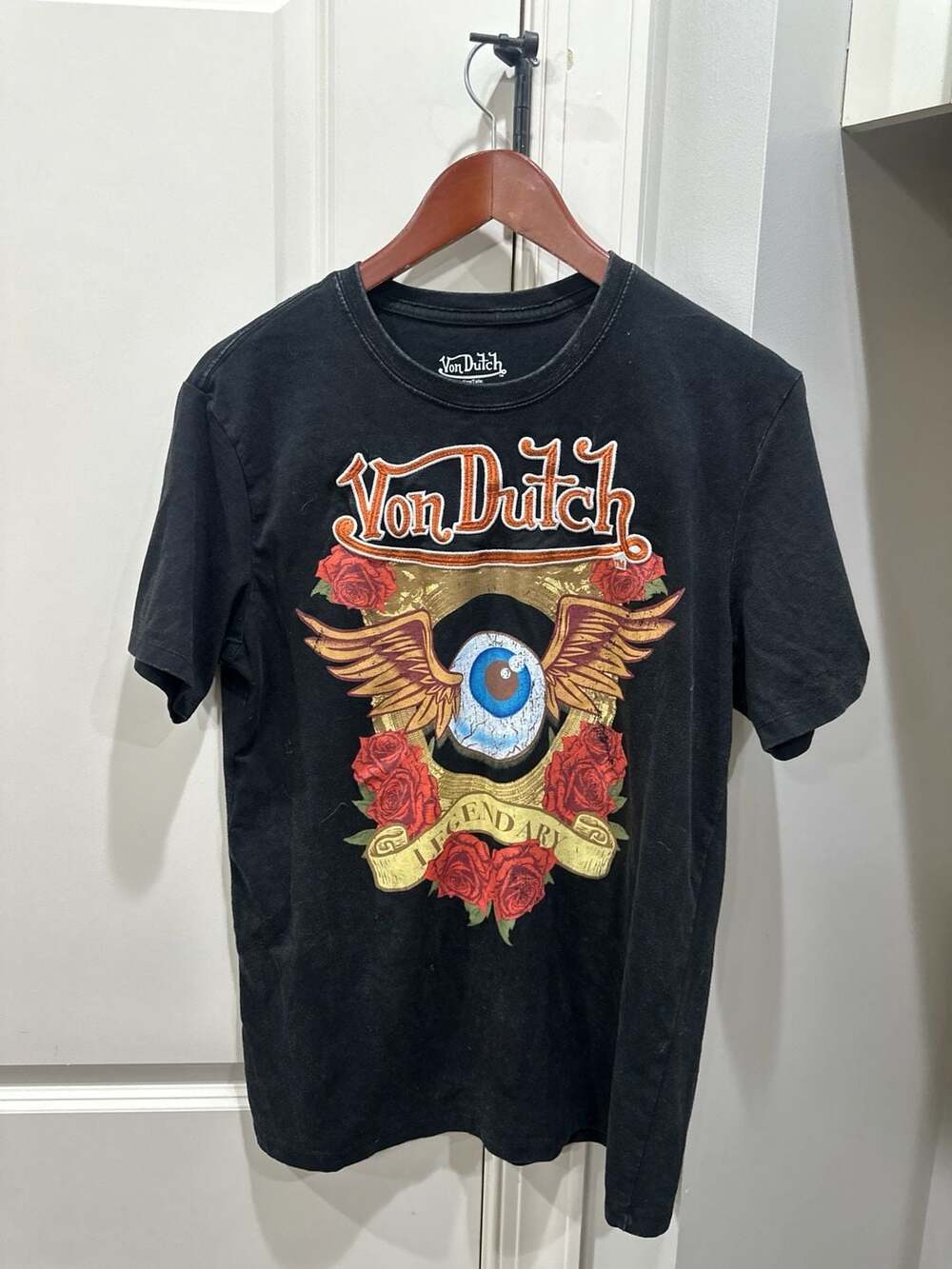 Von Dutch Legendary Flying Eyeball Roses Graphic T-Shirt Black Size Medium